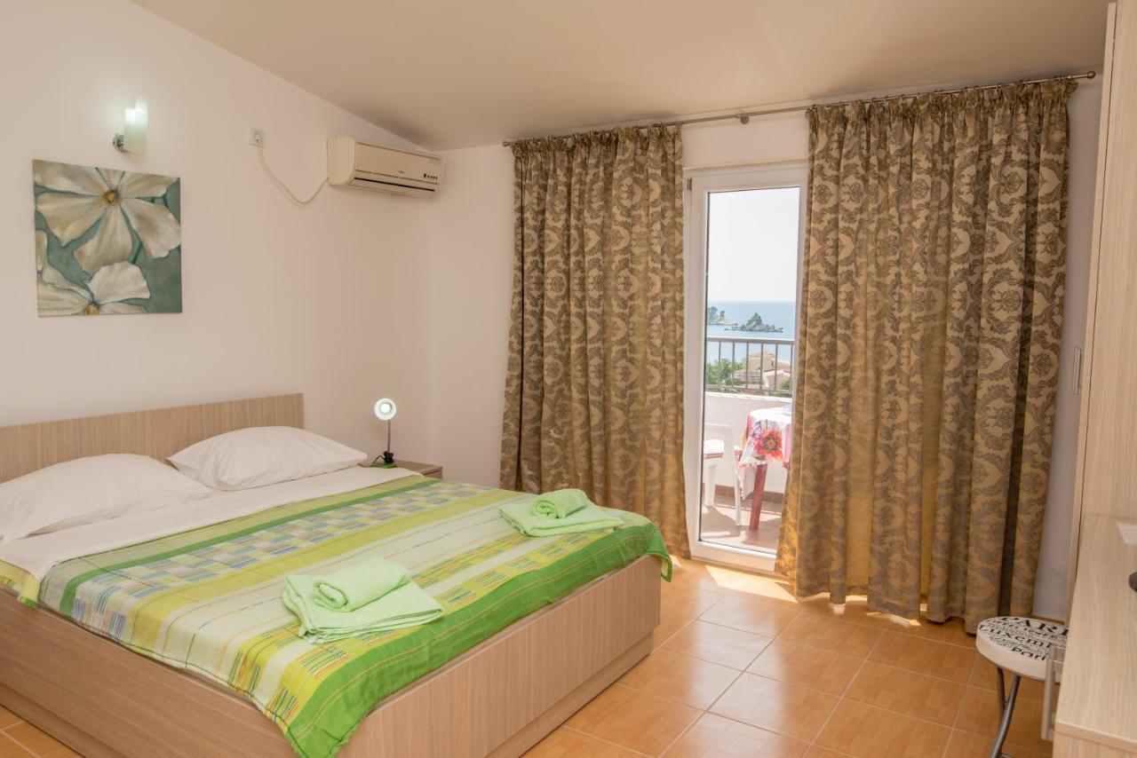 Villa Vjera Petrovac Екстериор снимка