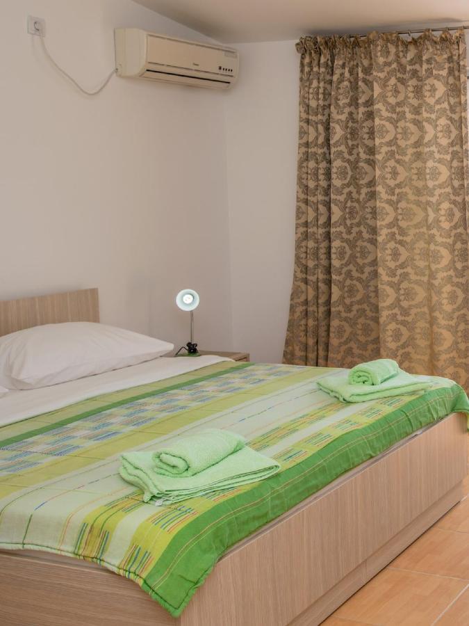 Villa Vjera Petrovac Екстериор снимка
