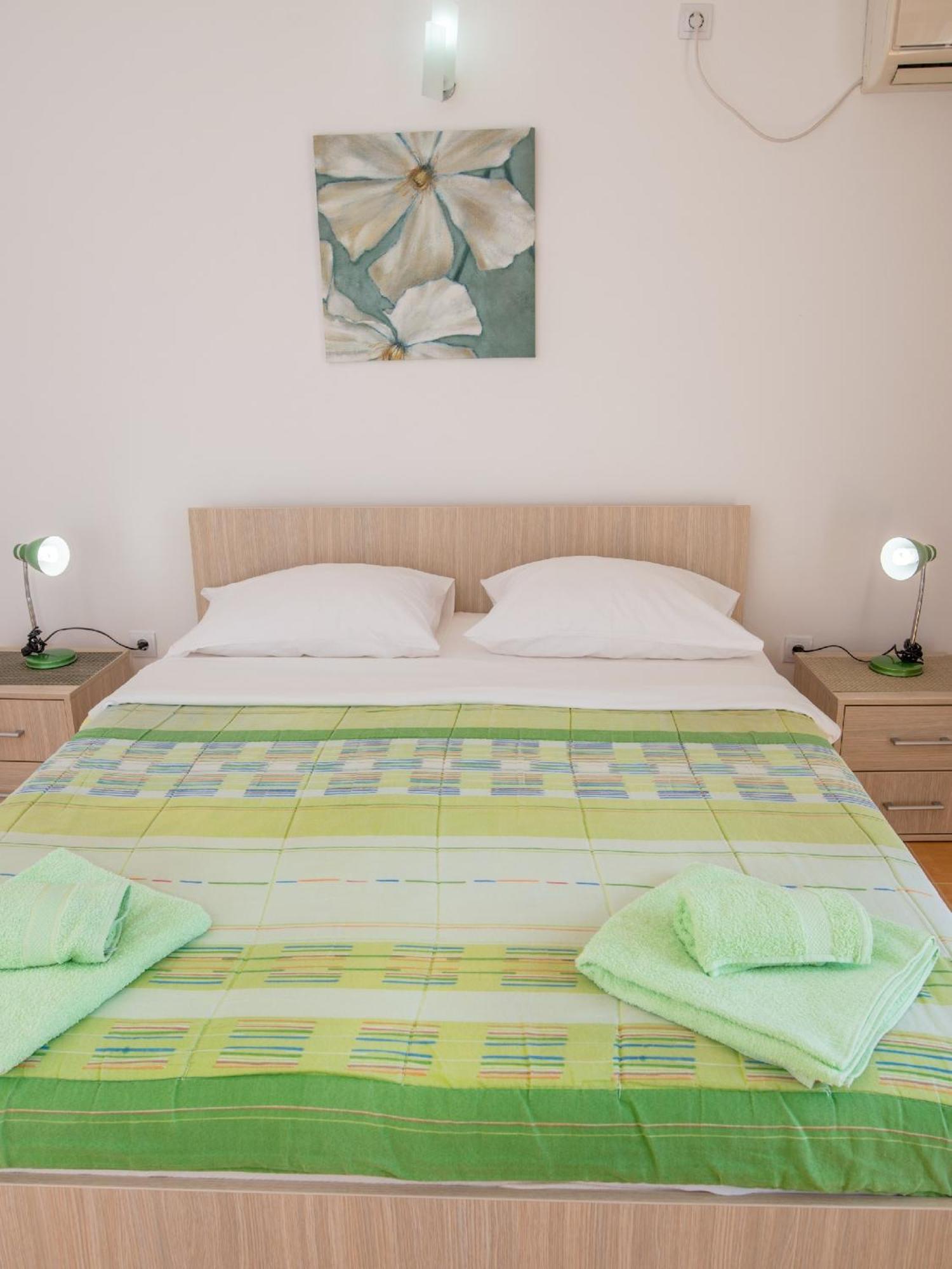 Villa Vjera Petrovac Екстериор снимка
