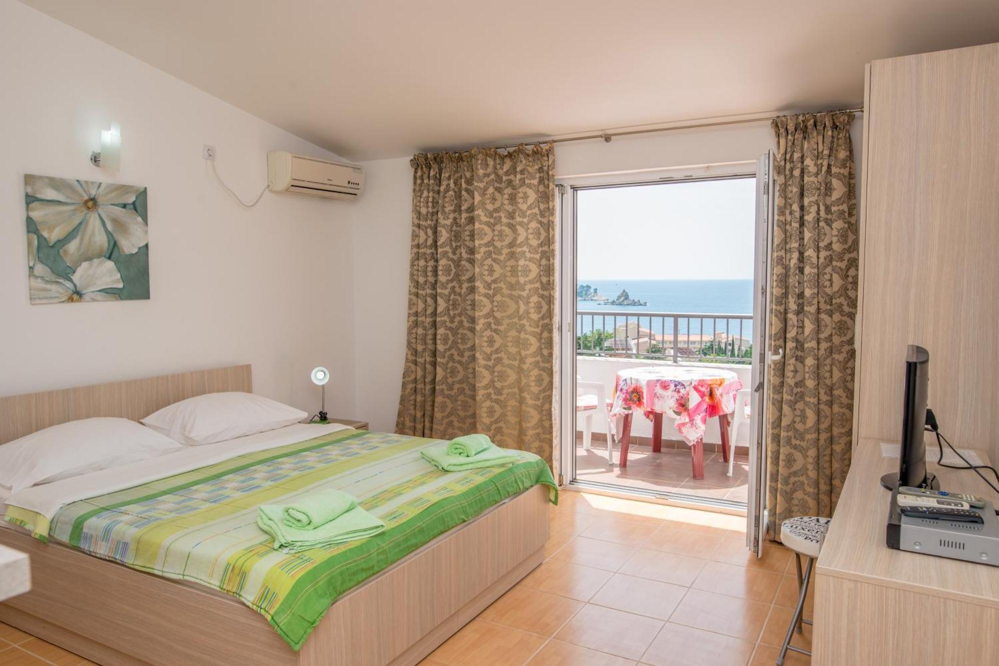 Villa Vjera Petrovac Стая снимка